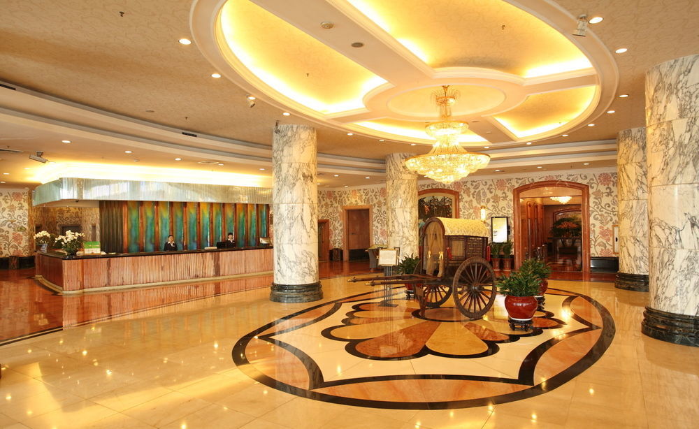 ז'נגז'ו Weilai Conifer Hotel מראה חיצוני תמונה